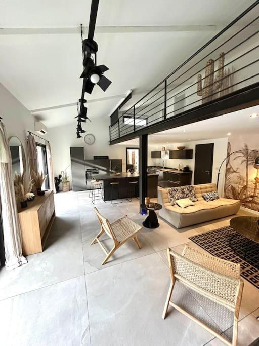 Superbe Maison Avec Jacuzzi Ventabren Kültér fotó