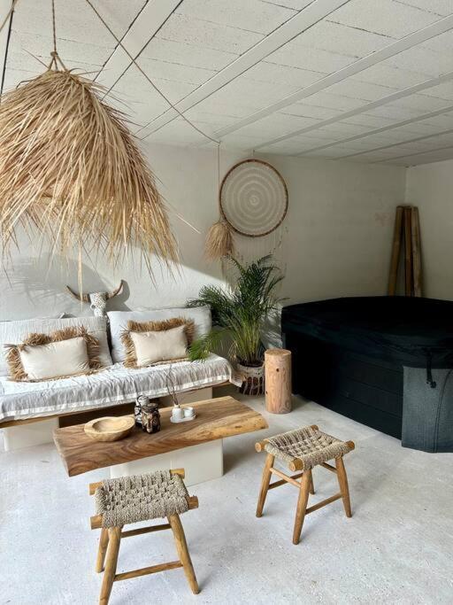 Superbe Maison Avec Jacuzzi Ventabren Kültér fotó