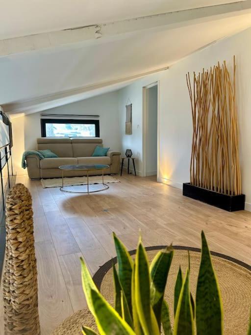 Superbe Maison Avec Jacuzzi Ventabren Kültér fotó