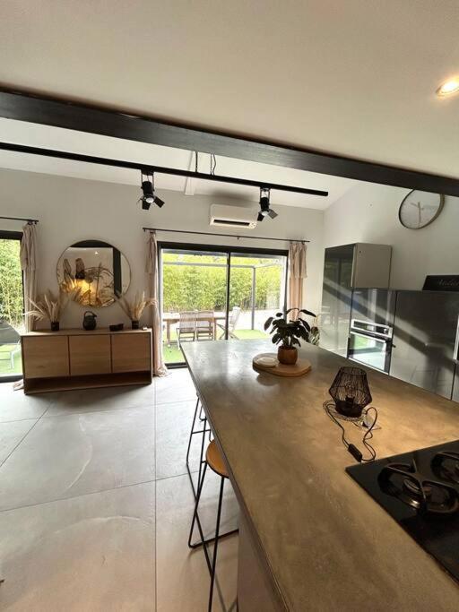 Superbe Maison Avec Jacuzzi Ventabren Kültér fotó