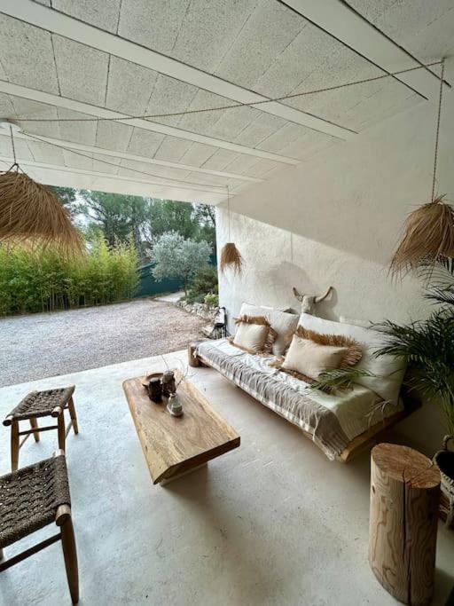 Superbe Maison Avec Jacuzzi Ventabren Kültér fotó